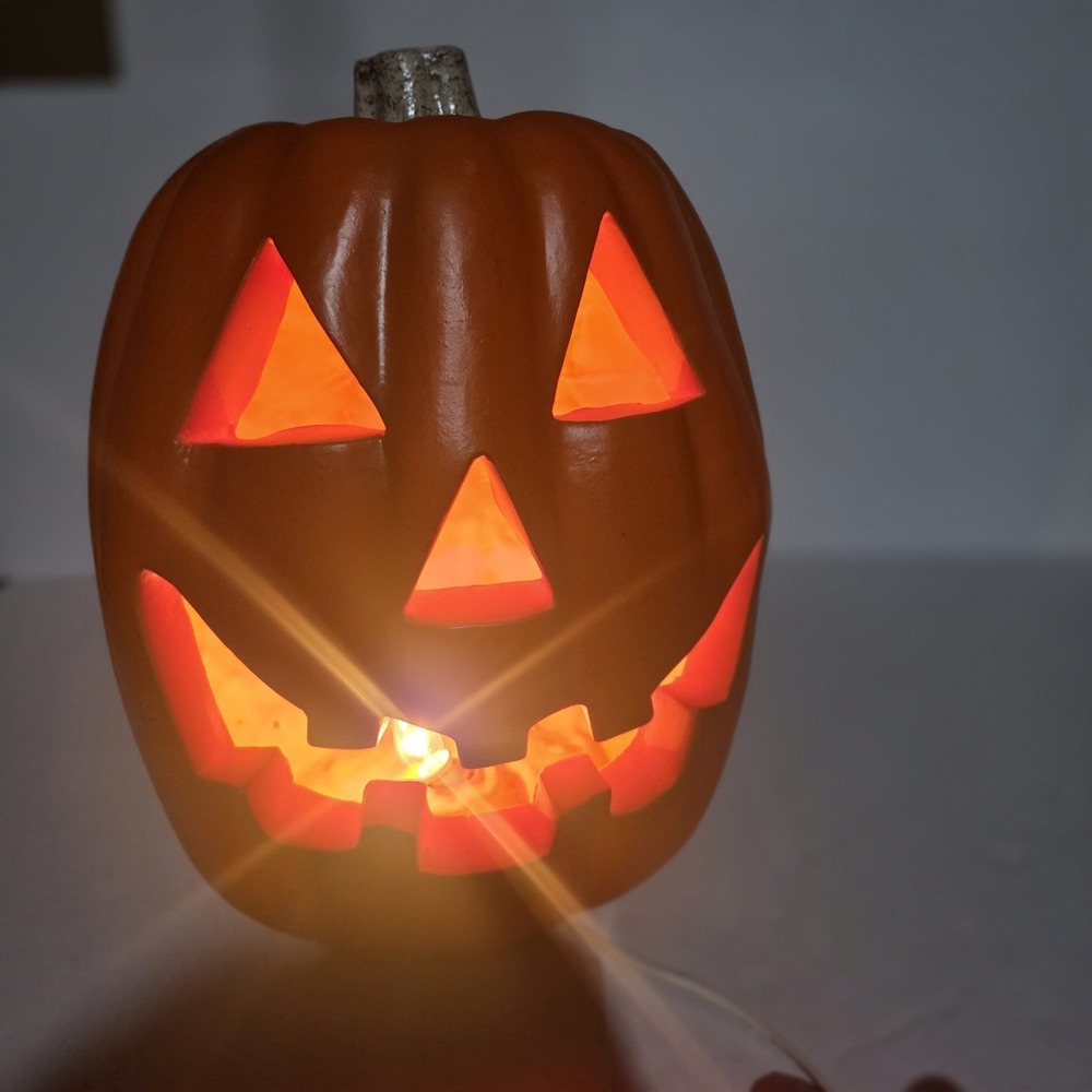 Vintage 1998 Paper Magic Group Jack O Lantern Blow Mold Light Up Pumpkin Lamp...